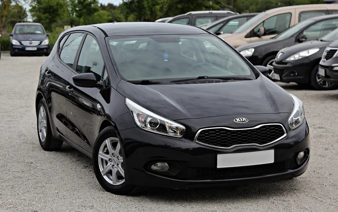 Kia Ceed cena 26800 przebieg: 253000, rok produkcji 2012 z Gostynin małe 781